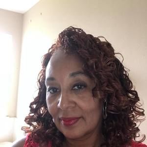 Meet your Posher, Collette